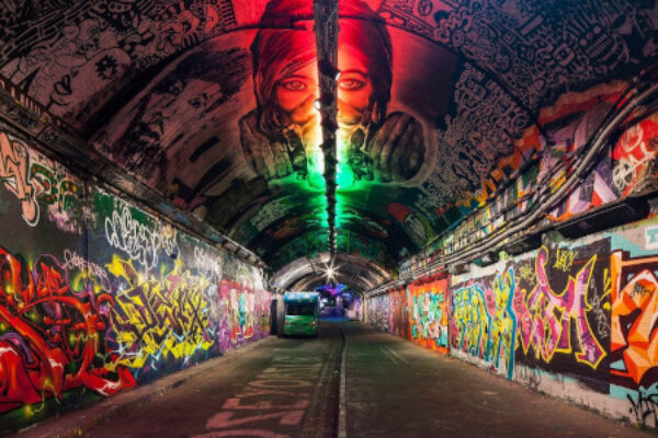 graffiti-covered-walls-at-leake-street-arches-in-london-uk