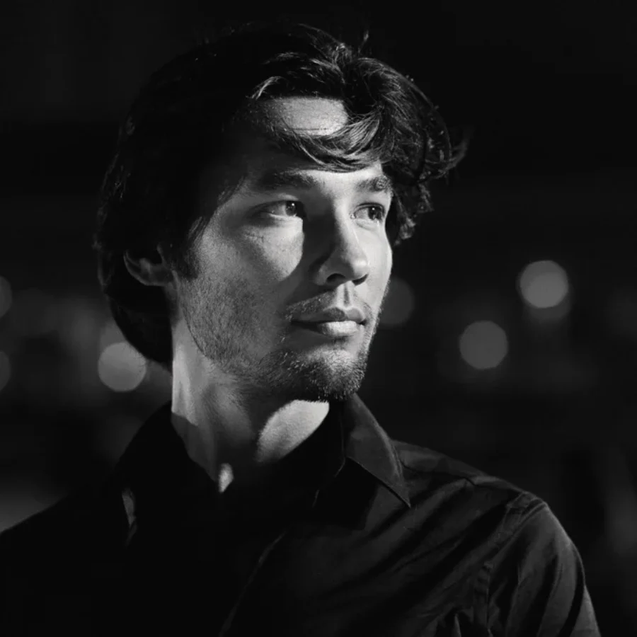Brandon Li Photographer The Art Times