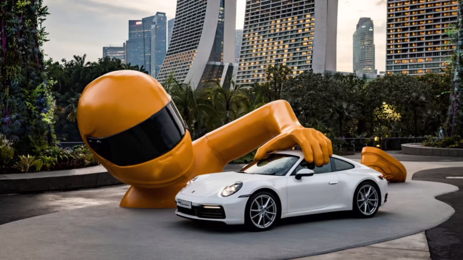 Porsche dream_big_by_scottish_artist_chris_labrooy-thearttimes-arttimes