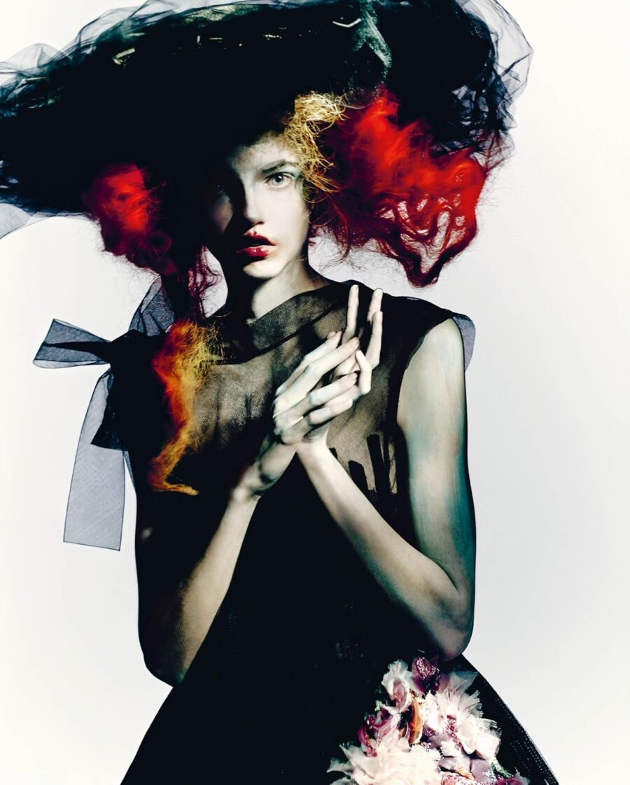 Paolo Roversi, A Luminous Vision in Fashion Photography thearttimes art magazine art times artist profiles art news art biography art shop art marketplace online gallery artworks