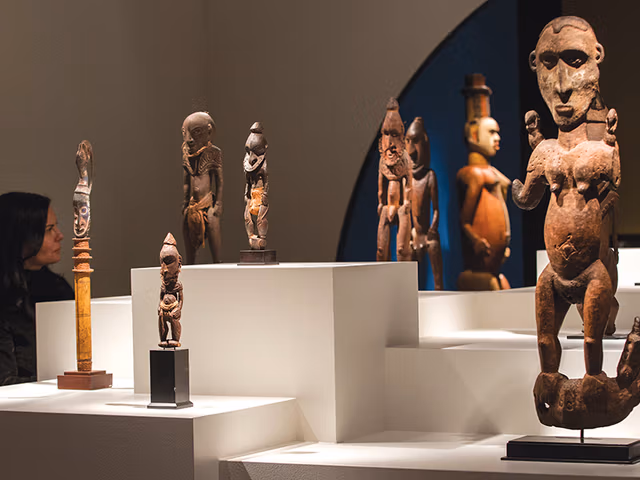 A New Look at Millennia, The Metropolitan Museum Reinvents Its Africa Galleries metroploitanmuseum newyork the art times com artmusum